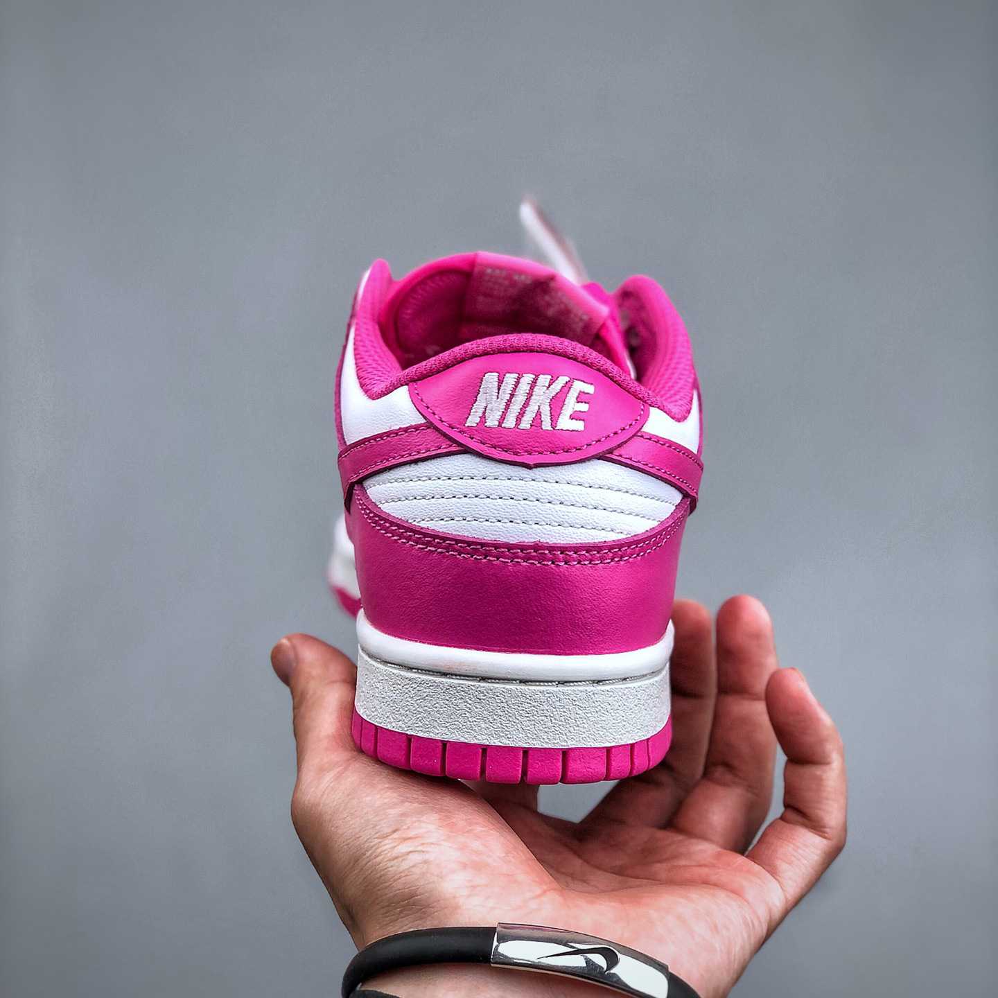 Nike Nk Dunk Low  Sneakers        FJ0704-100 - PerfectKickZ