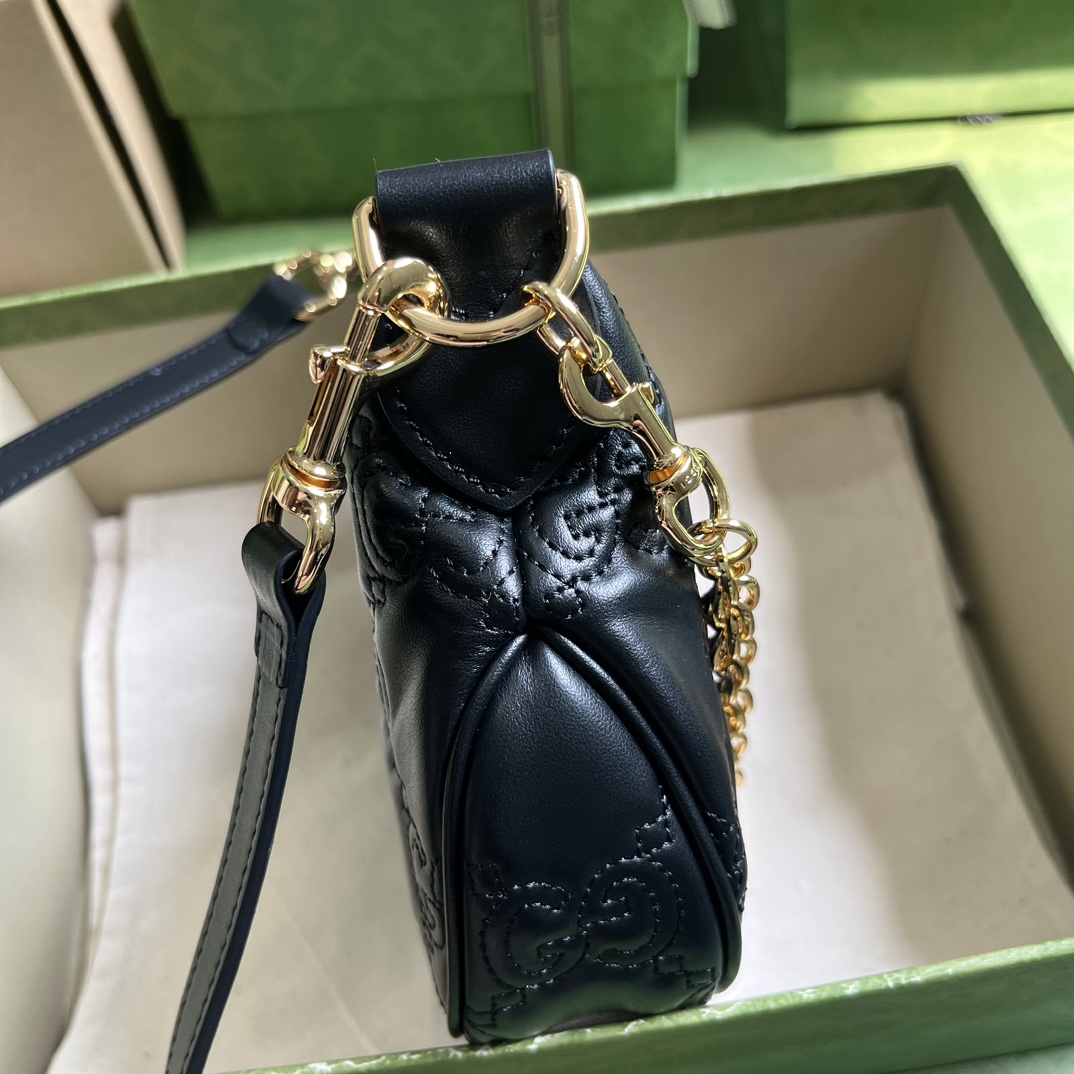 Gucci GG Matelasse Mini Bag(21x 14x 6cm) - 