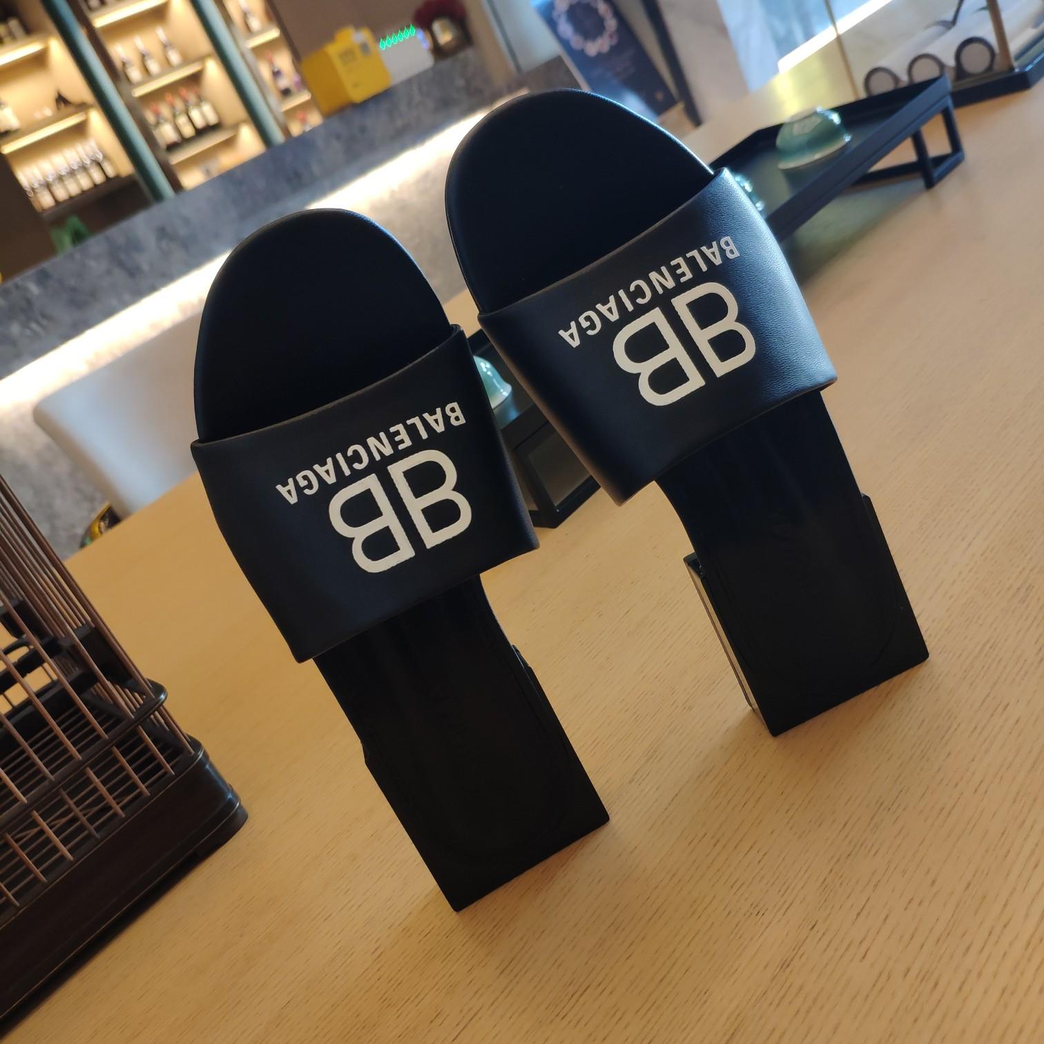 Balenciaga Box Mule Leather Sandals - PerfectKickZ