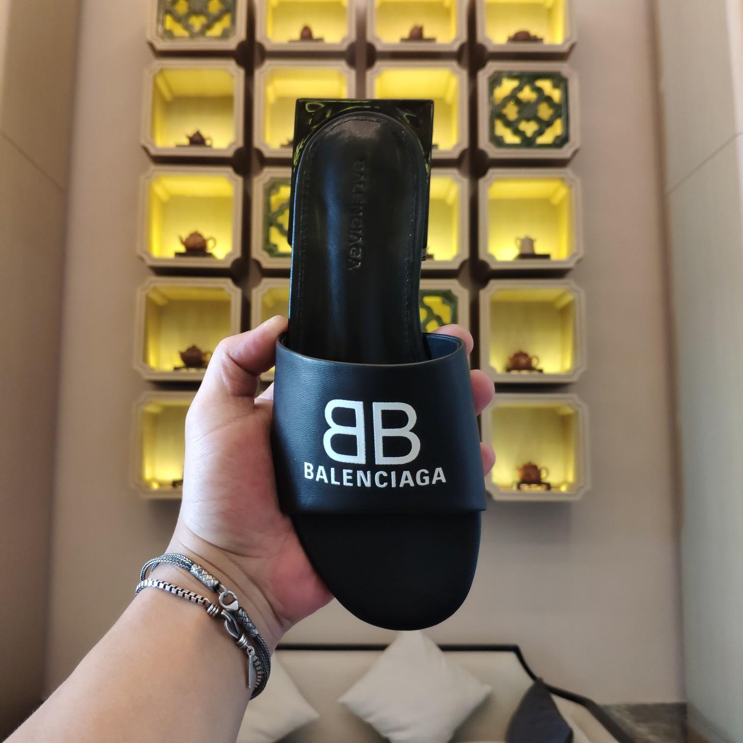 Balenciaga Box Mule Leather Sandals - PerfectKickZ