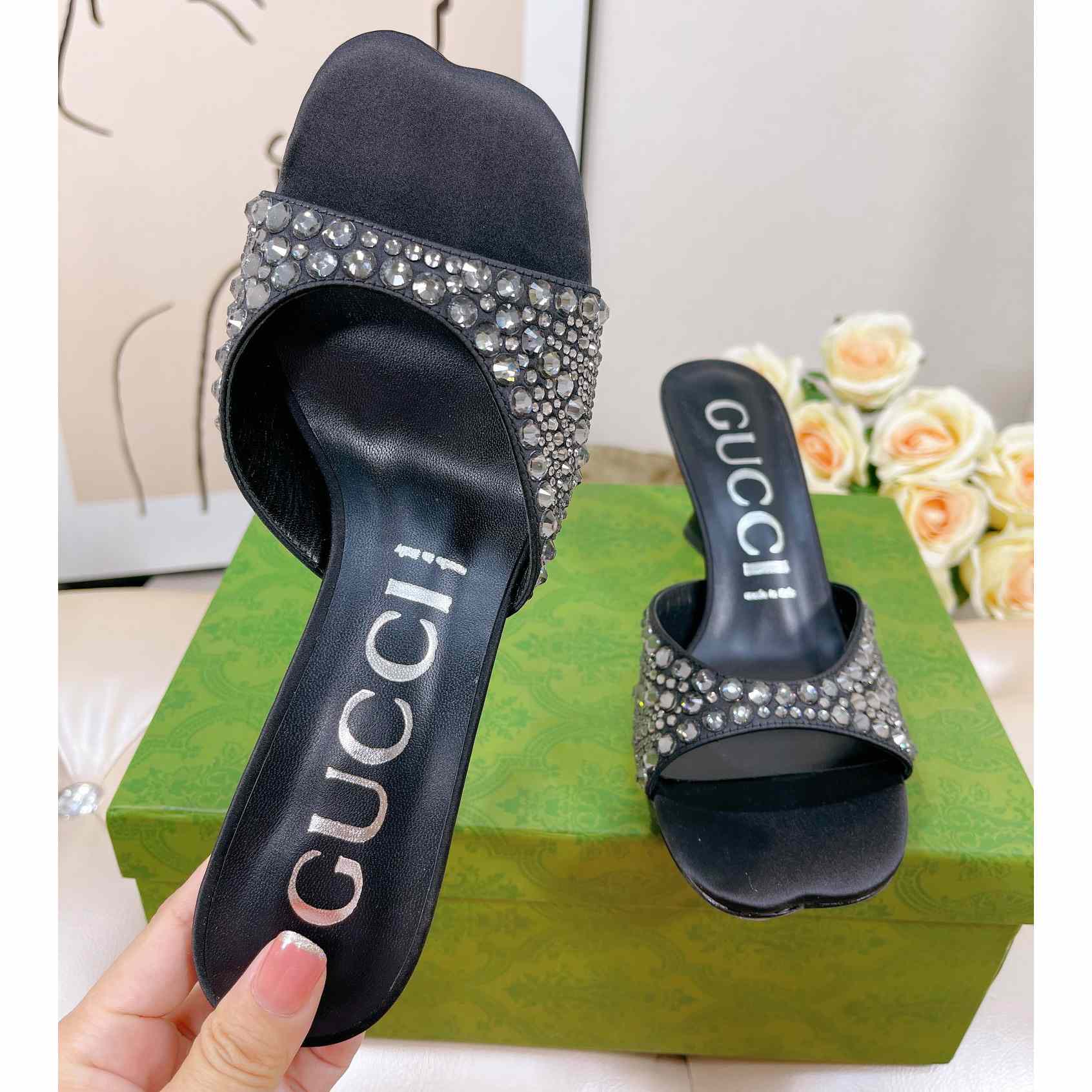 Gucci Women's Slide Sandal With Crystals - PerfectKickZ