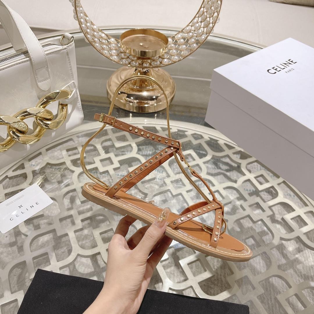 Celine Taillat Flat Sandal With Studs In Calfskin - Vegetal Tanning & Studs Tan - 