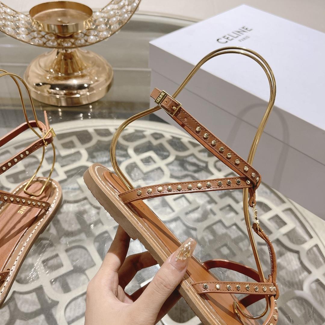 Celine Taillat Flat Sandal With Studs In Calfskin - Vegetal Tanning & Studs Tan - 