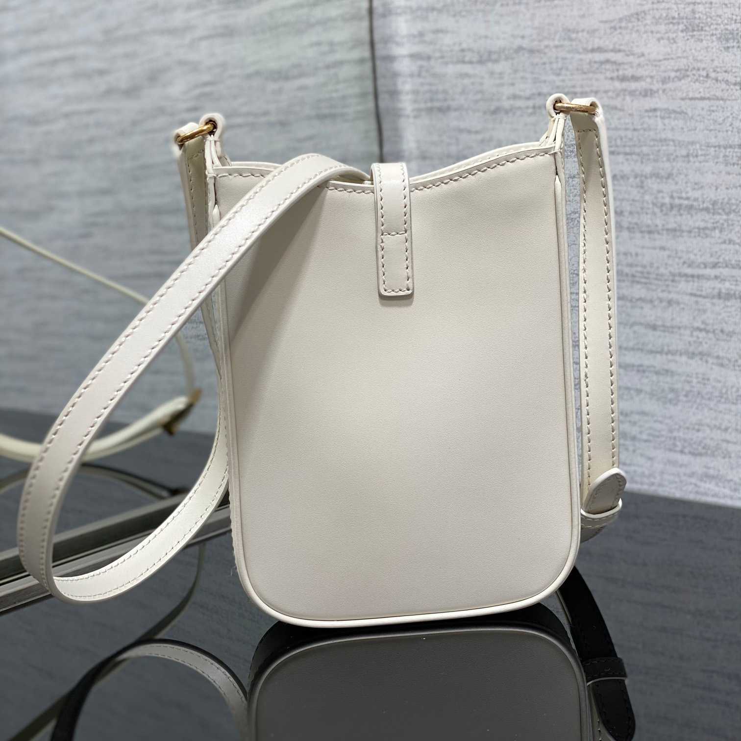 Saint Laurent Le 5 À 7 Mini Vertical In Shiny Leather - 