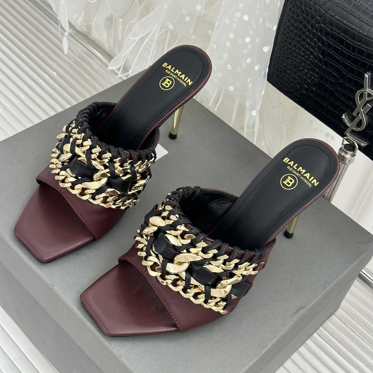 Balmain Chain-link Detail 110mm Pumps - PerfectKickZ