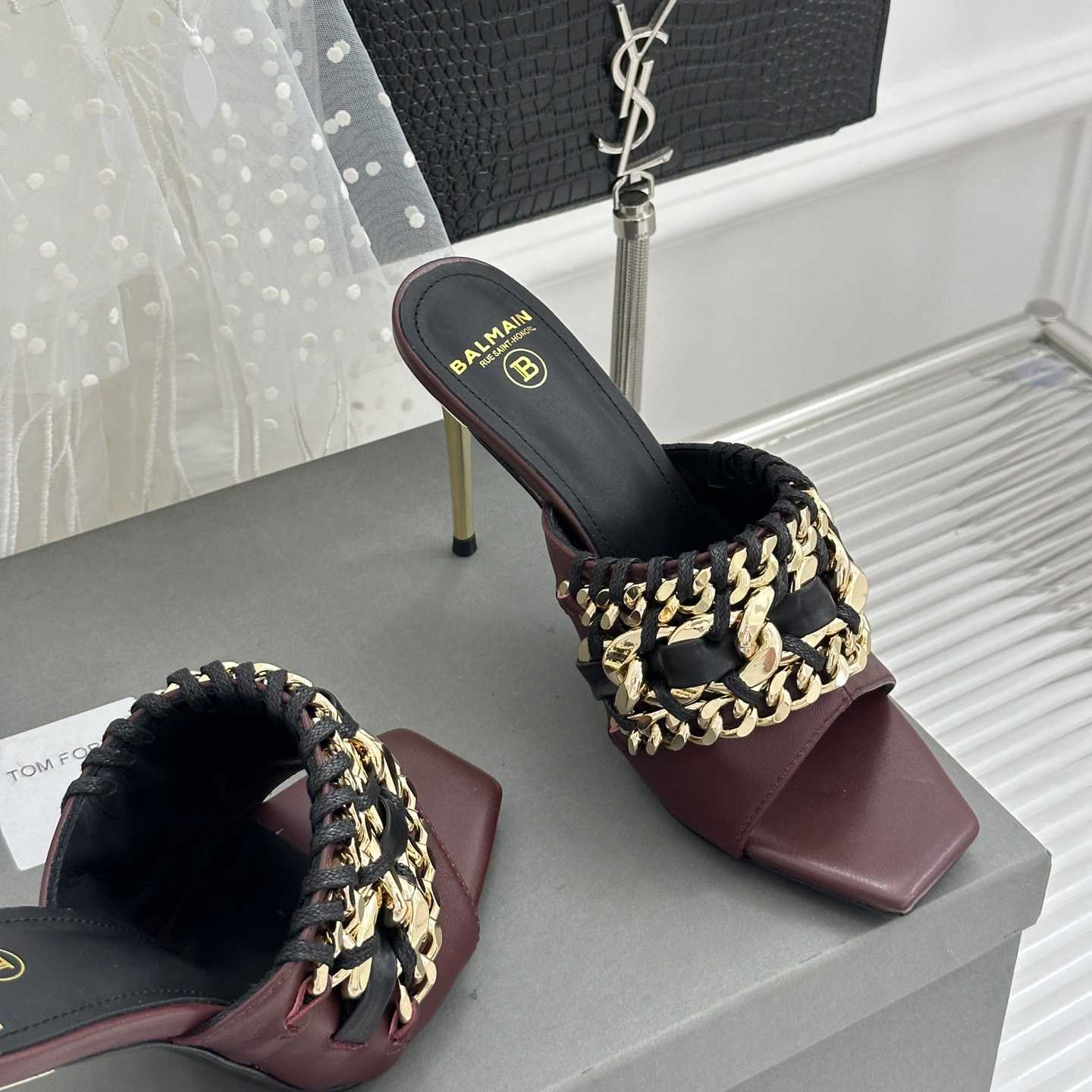 Balmain Chain-link Detail 110mm Pumps - PerfectKickZ