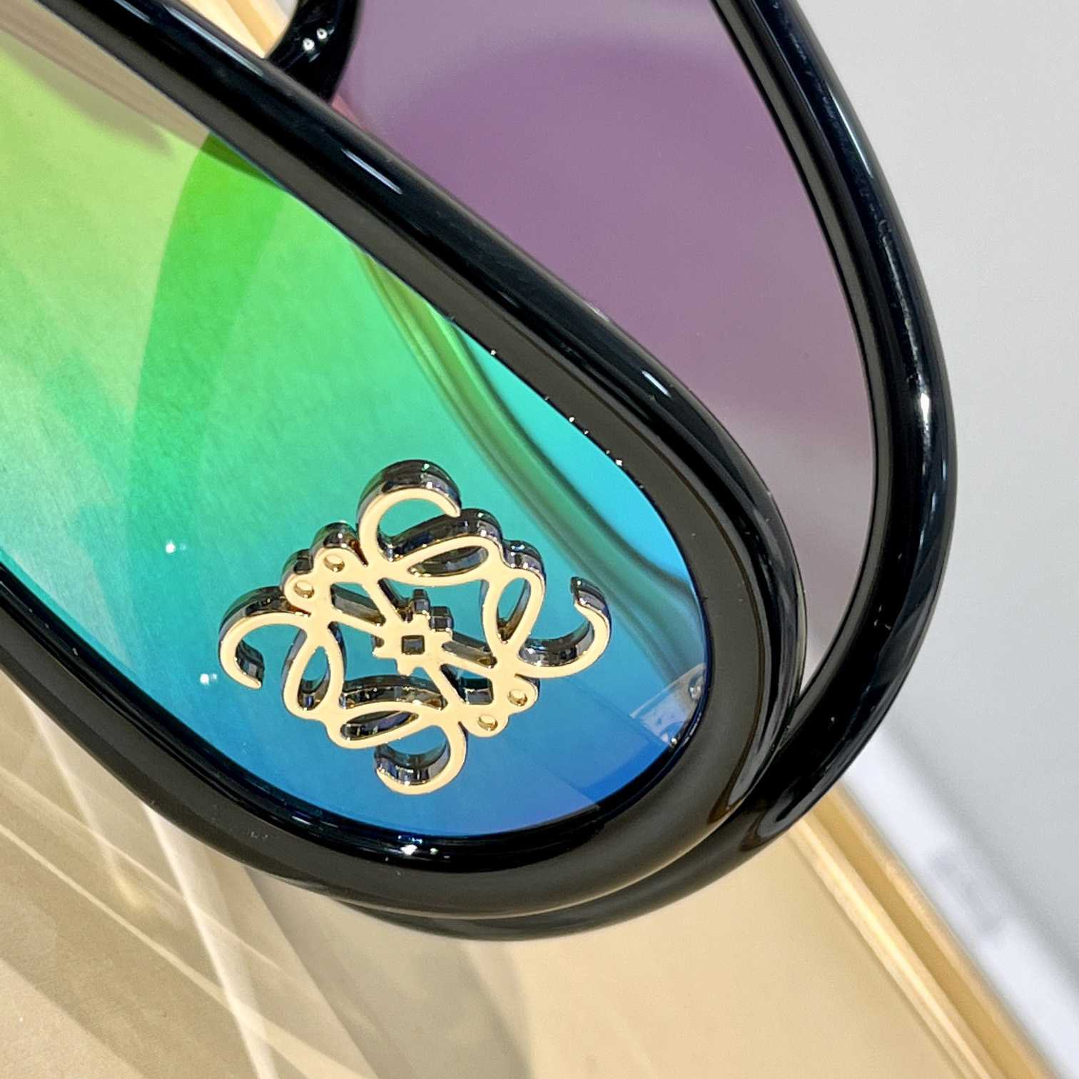 Loewe Wave Mask Sunglasses - PerfectKickZ