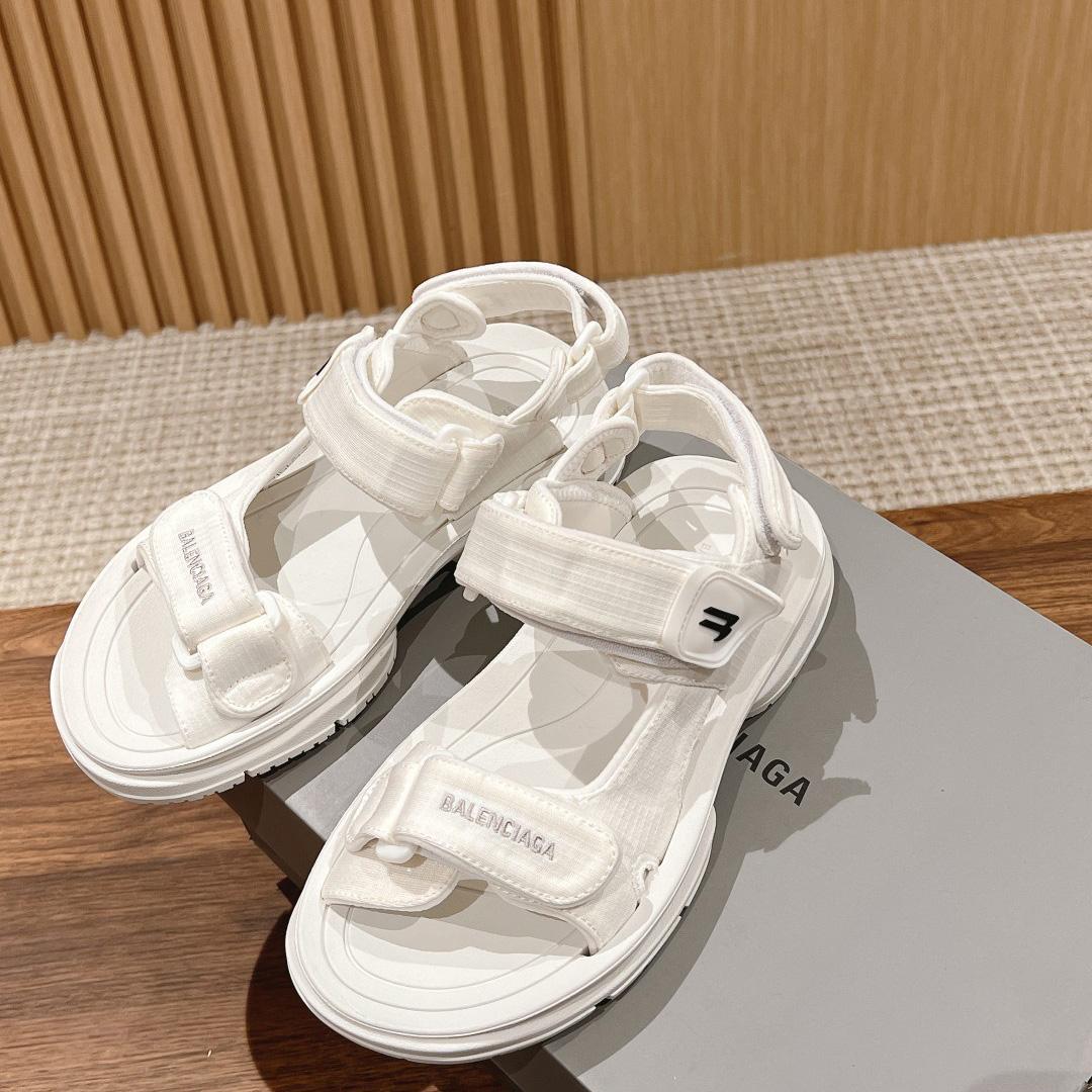 Balenciaga Women's Tourist Sandal In White - PerfectKickZ