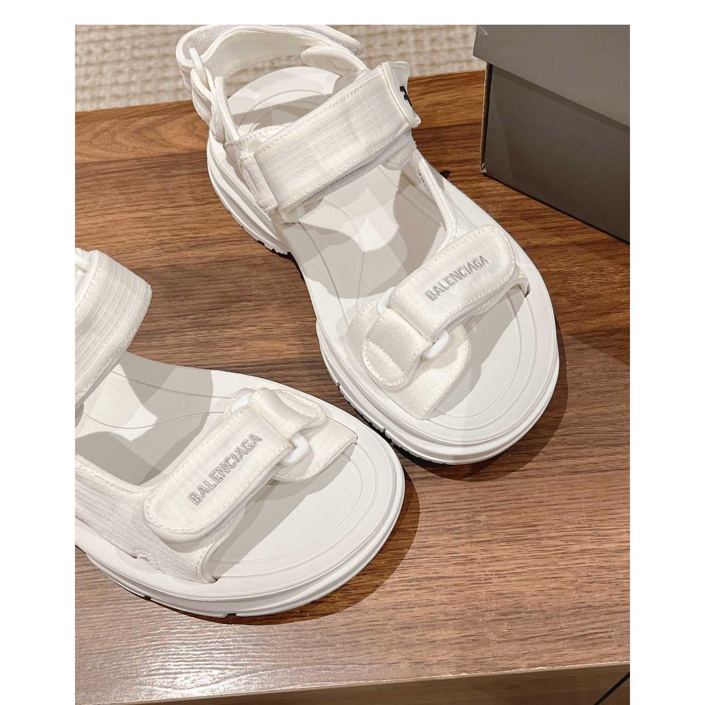 Balenciaga Women's Tourist Sandal In White - PerfectKickZ