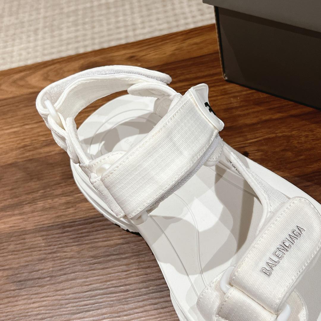 Balenciaga Women's Tourist Sandal In White - PerfectKickZ