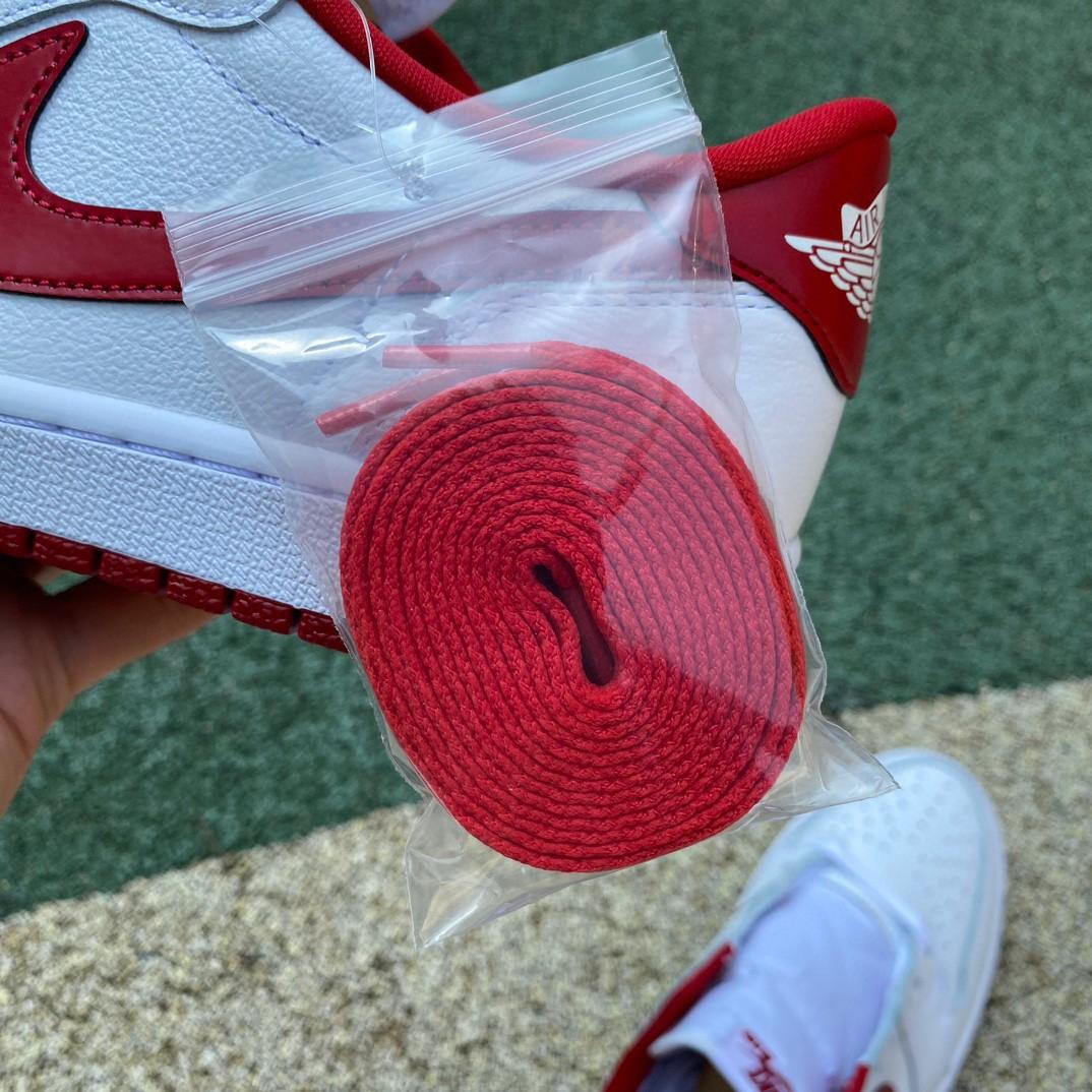 Air Jordan 1 Retro Low Sneaker     705329-101 - 