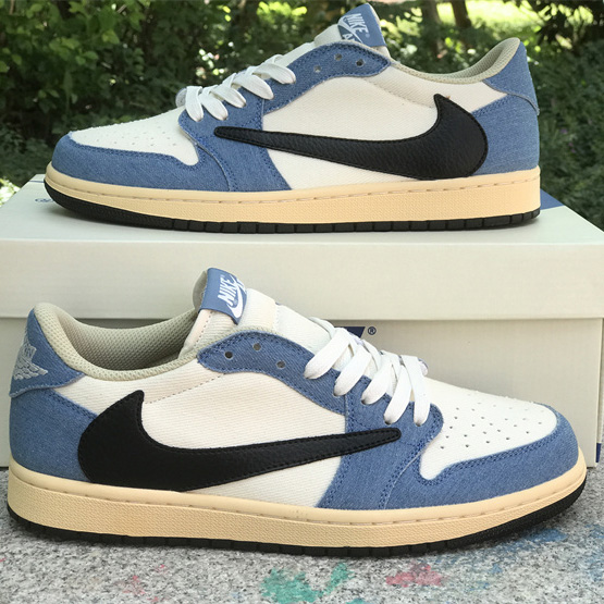 Travis Scott x Air Jordan 1 Low Sneaker      DM7866-992 - 