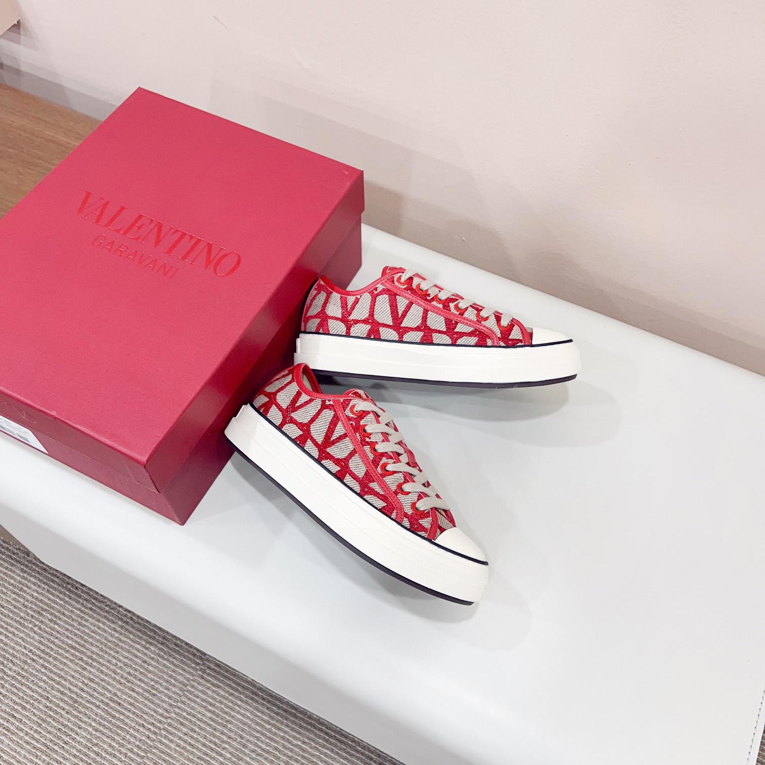 Valenti Toile Iconographe Totaloop Low-top Sneaker - 