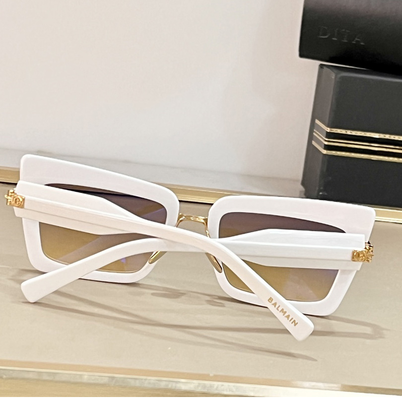 Balmain Admirable Rectangle-frame Sunglasses   BPS-130 - PerfectKickZ