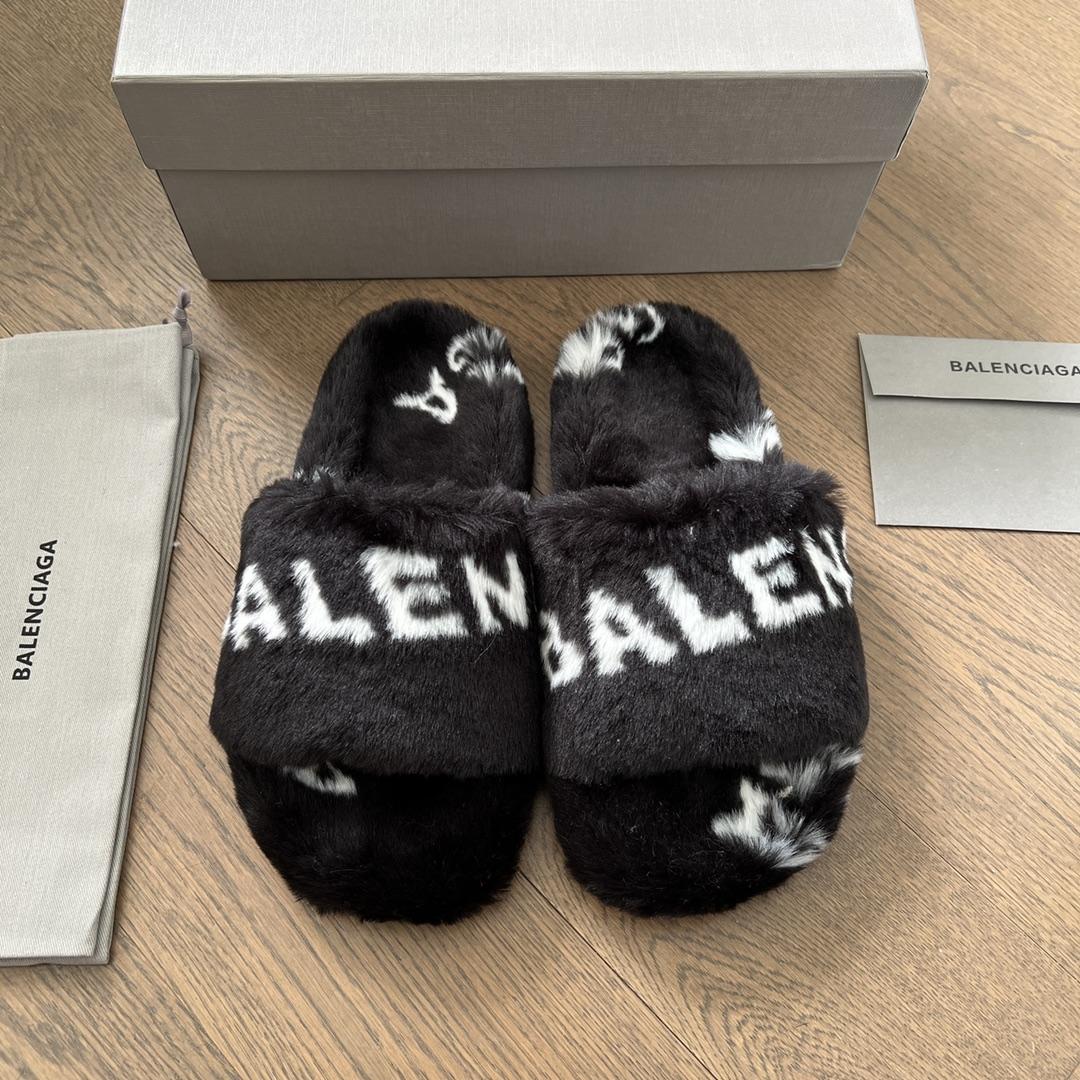Balenciaga Faux fur Logo Slippers - PerfectKickZ