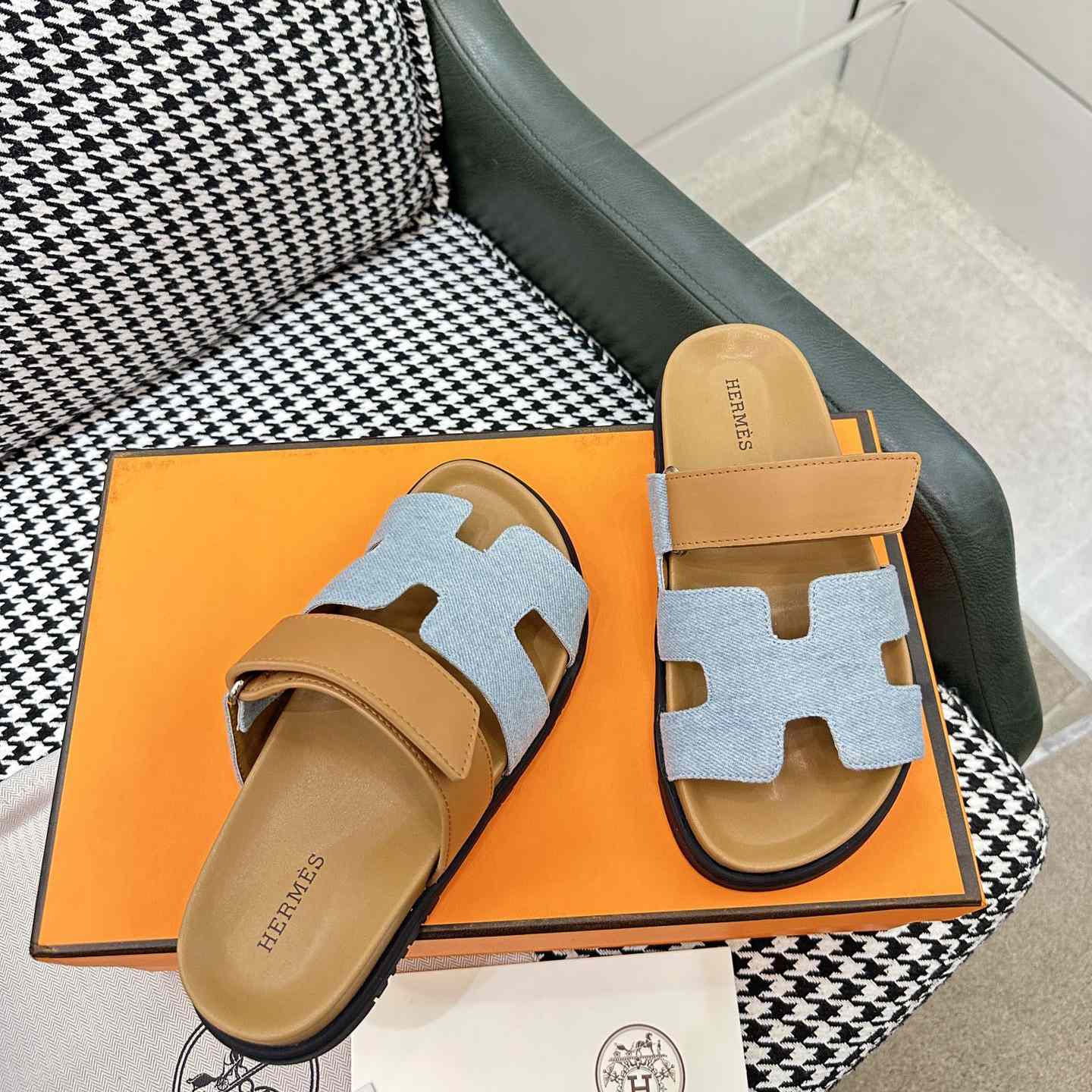 Hermes Women's Chypre Sandal  - PerfectKickZ