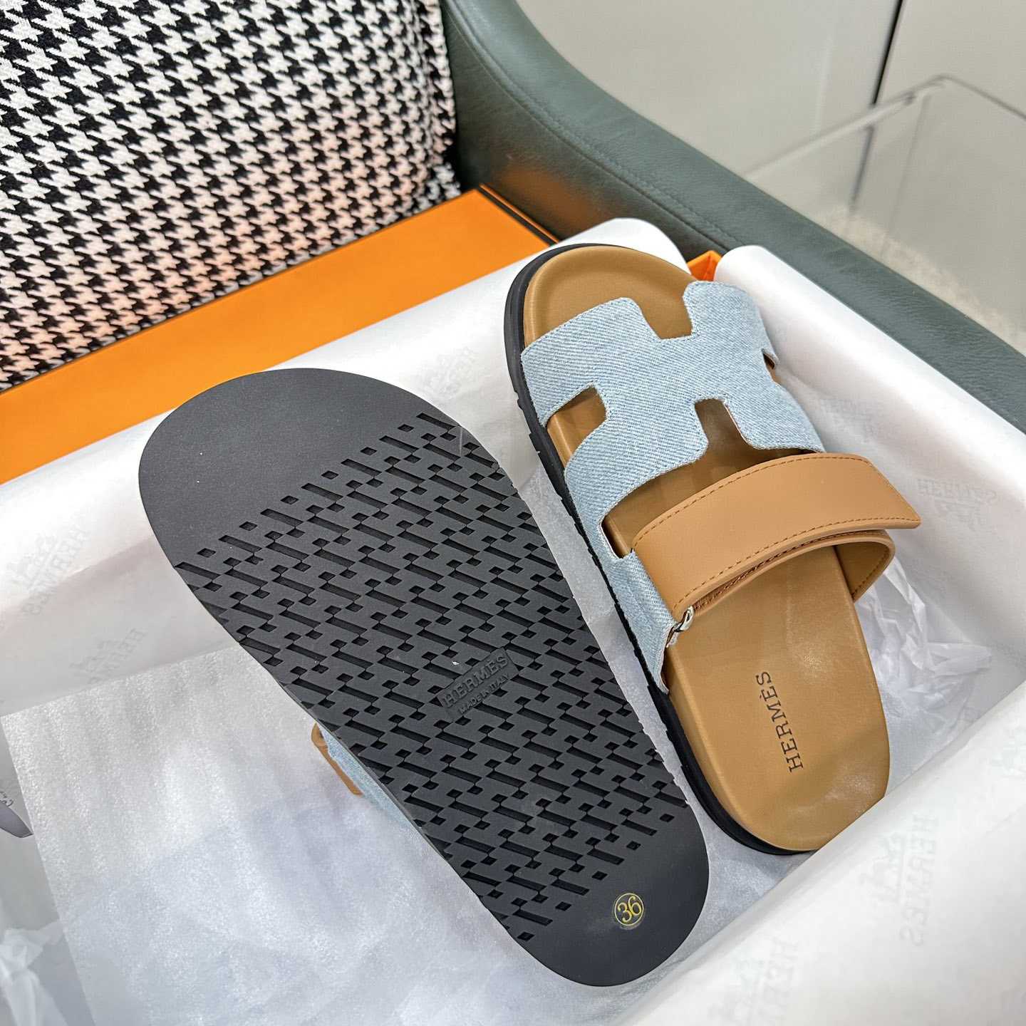Hermes Women's Chypre Sandal  - PerfectKickZ