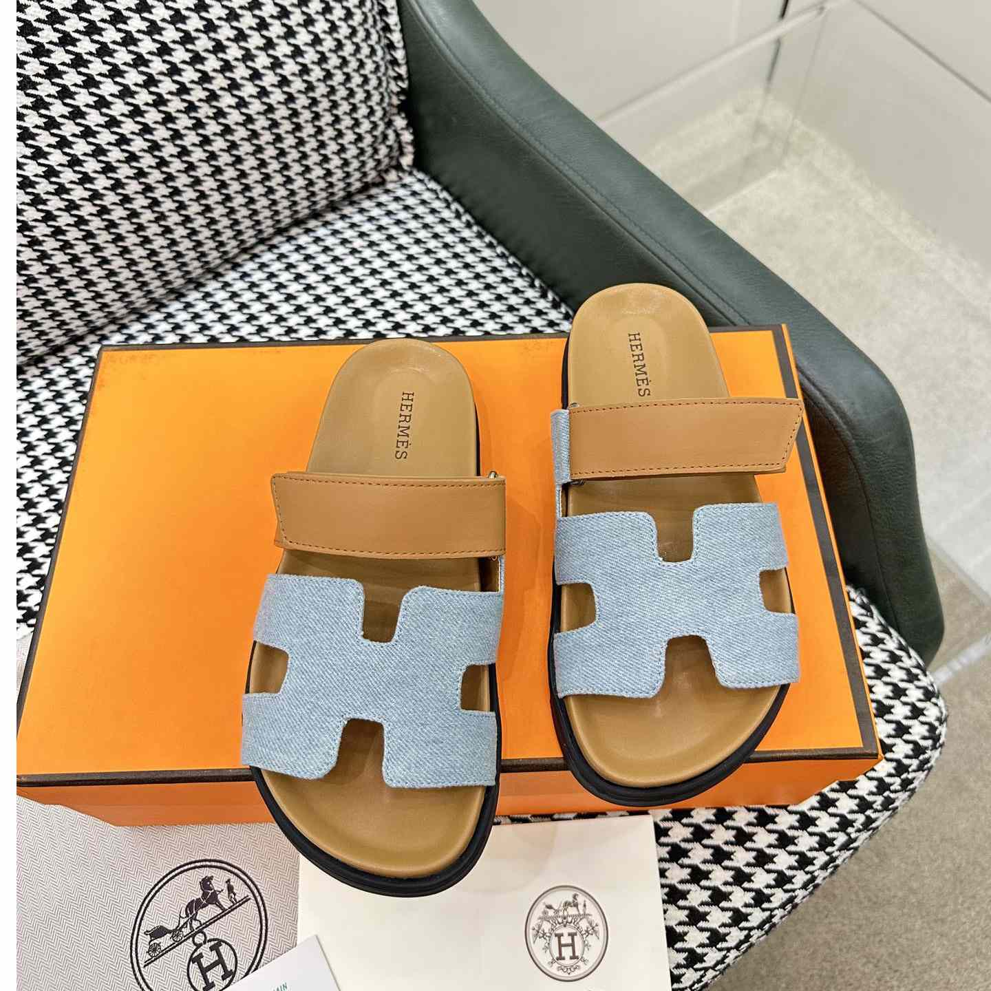 Hermes Women's Chypre Sandal  - PerfectKickZ