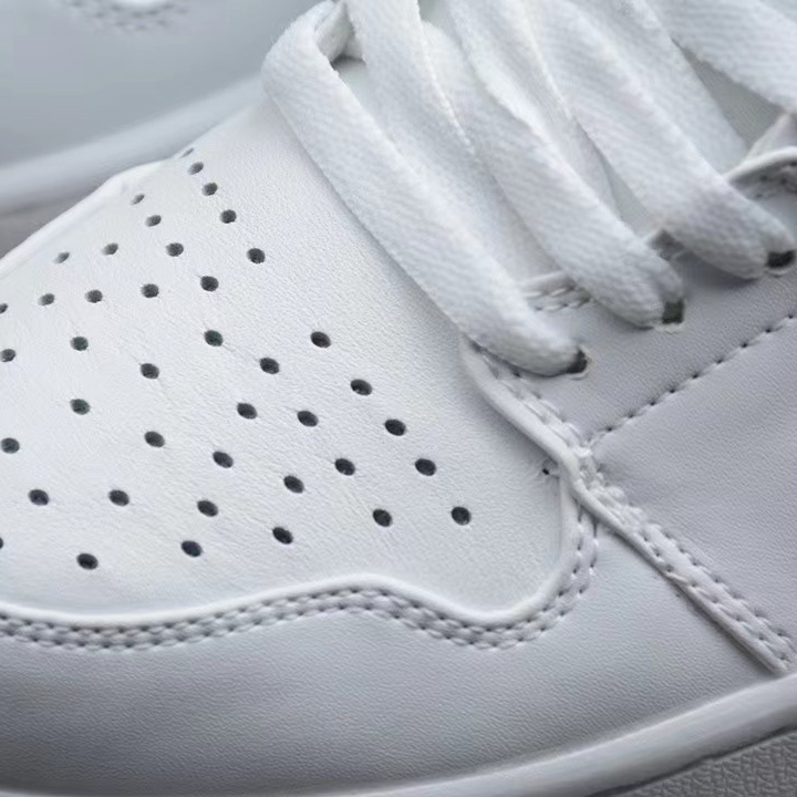 Air Jordan 1 Low Sneaker   553558-170 - PerfectKickZ