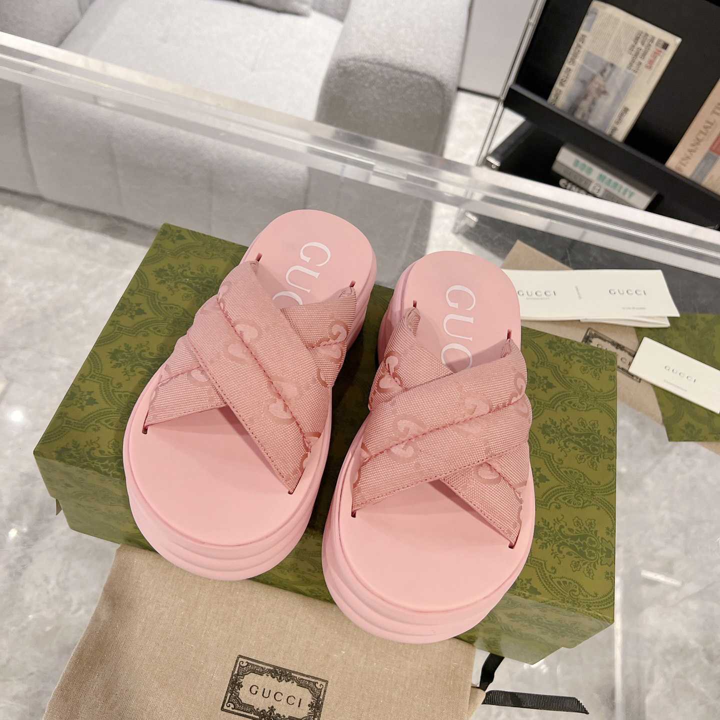Gucci Women's GG Platform Slide Sandal - PerfectKickZ