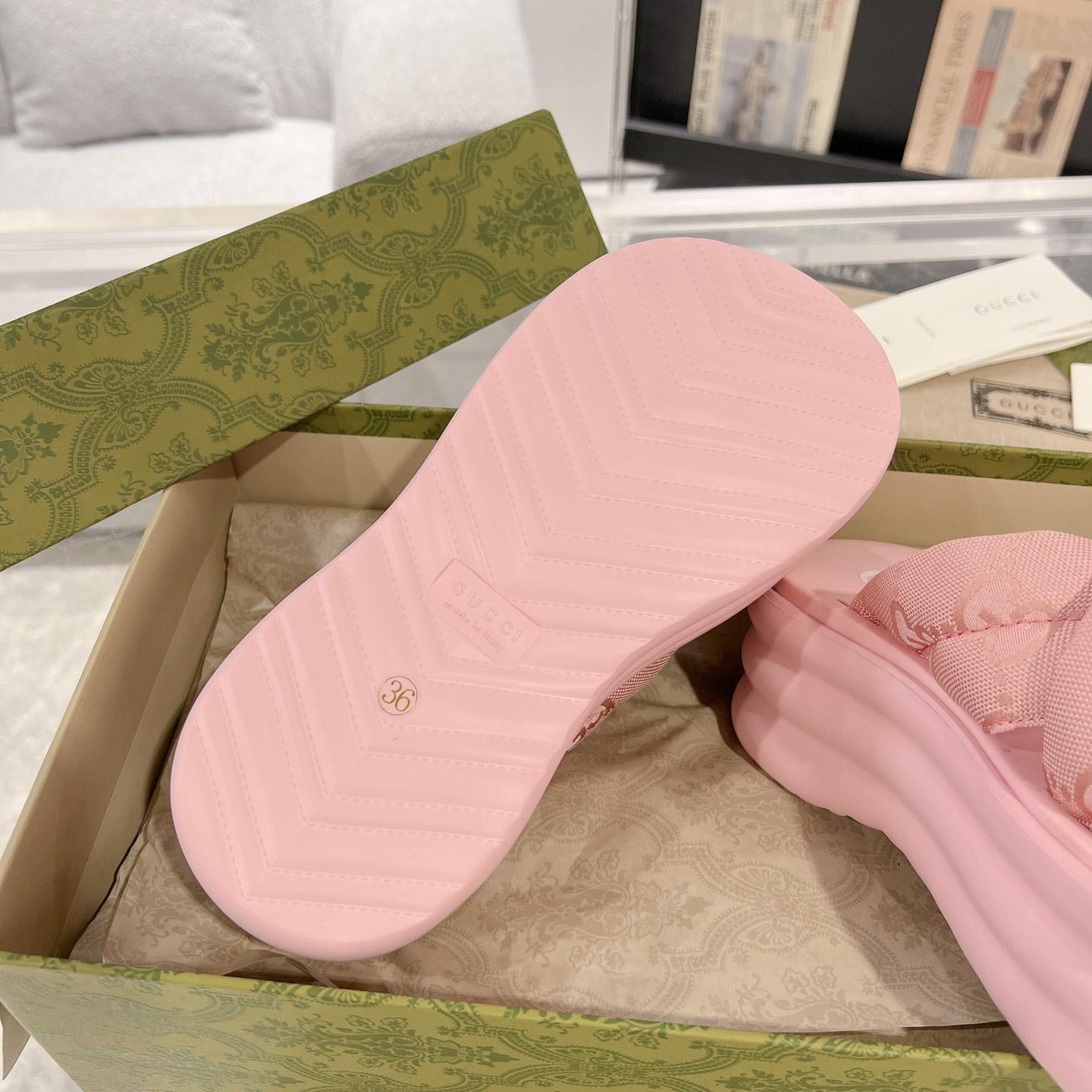 Gucci Women's GG Platform Slide Sandal - PerfectKickZ