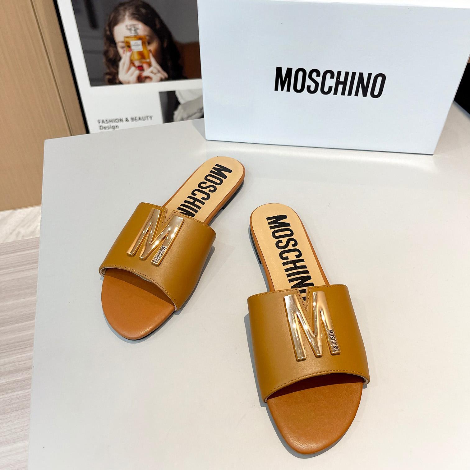 Moschino M Plaque Sandals - PerfectKickZ