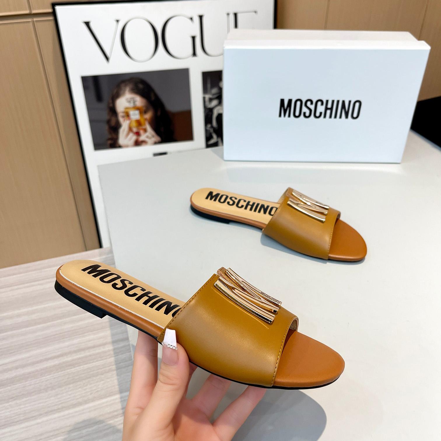 Moschino M Plaque Sandals - PerfectKickZ