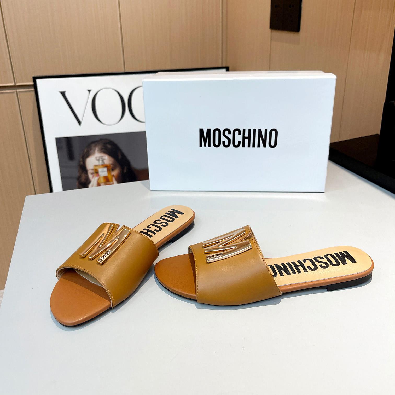Moschino M Plaque Sandals - PerfectKickZ