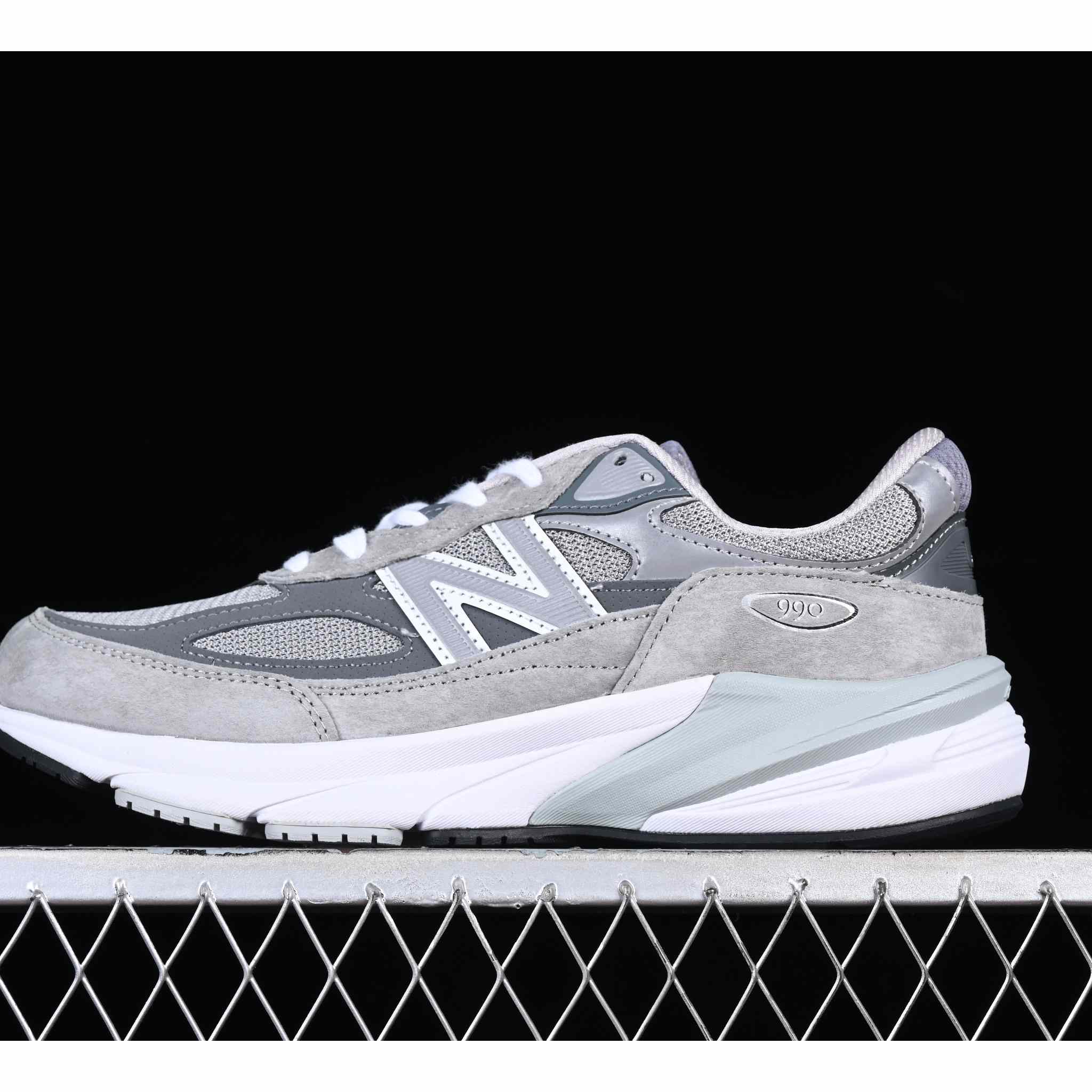 New Balance Made In USA M990  Sneaker  - PerfectKickZ