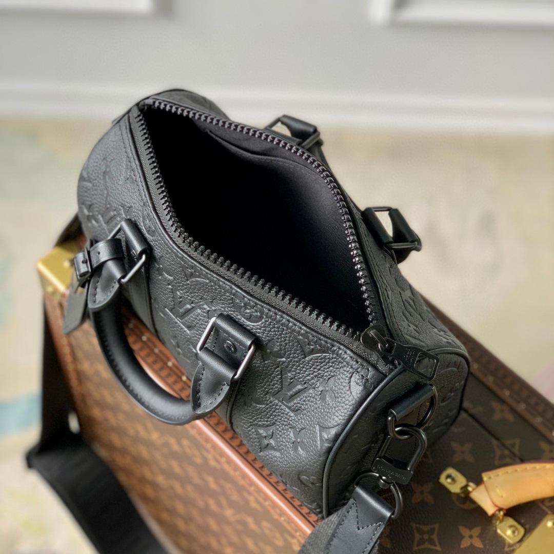 Louis Vuitton CKeepall Bandoulière 25 Taurillon Monogram (25x15x11CM)   M20900 - PerfectKickZ