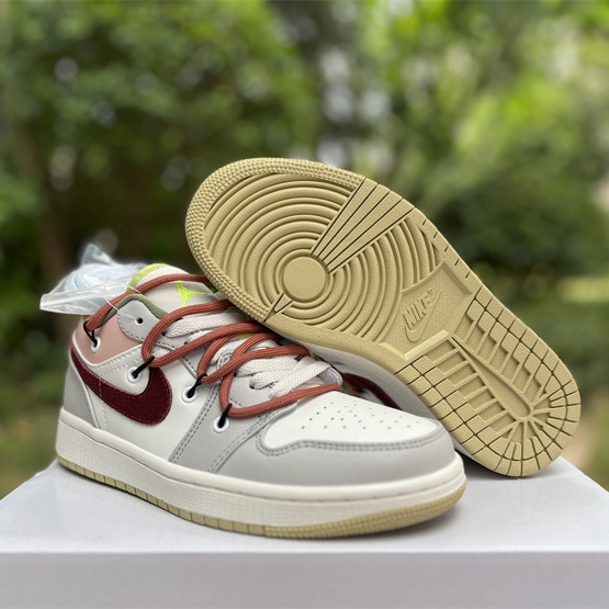Air Jordan 1 Low Sneaker      FD9906-131  - PerfectKickZ