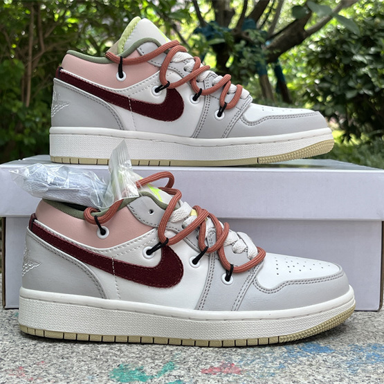 Air Jordan 1 Low Sneaker      FD9906-131  - PerfectKickZ