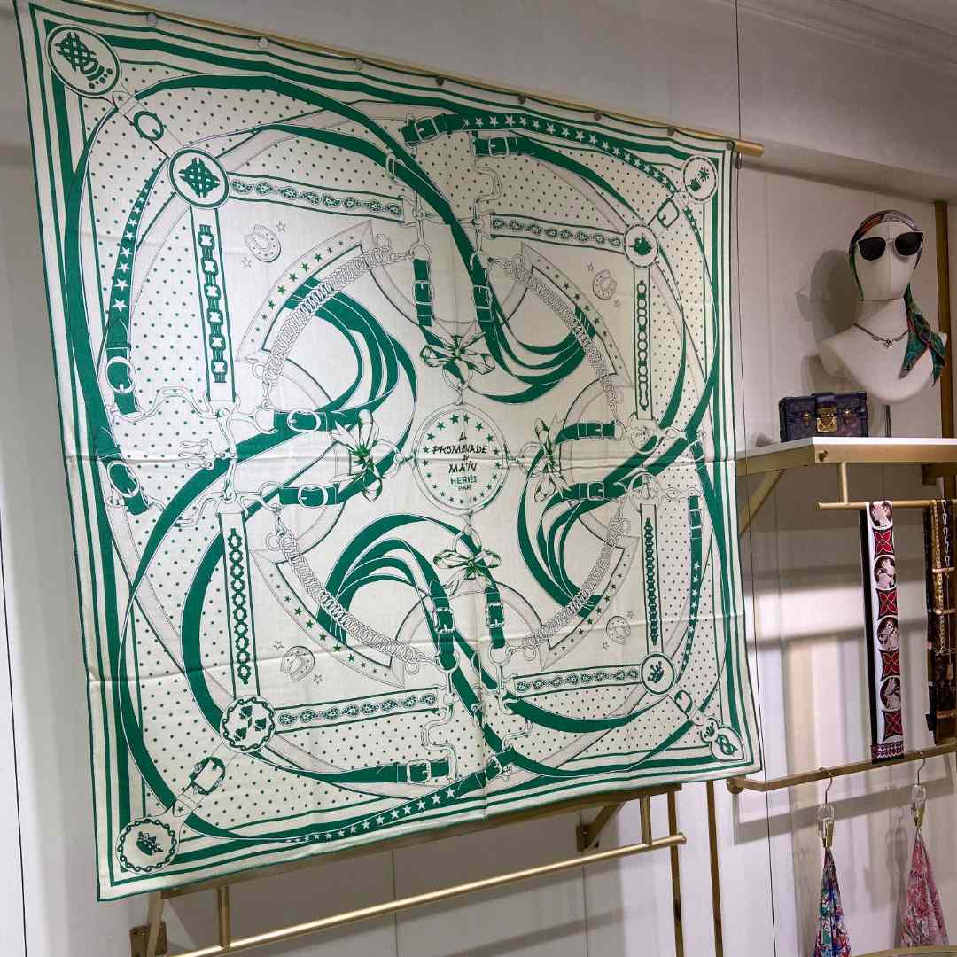 Hermes La Promenade Du Matin Bandana Shawl 140 - PerfectKickZ
