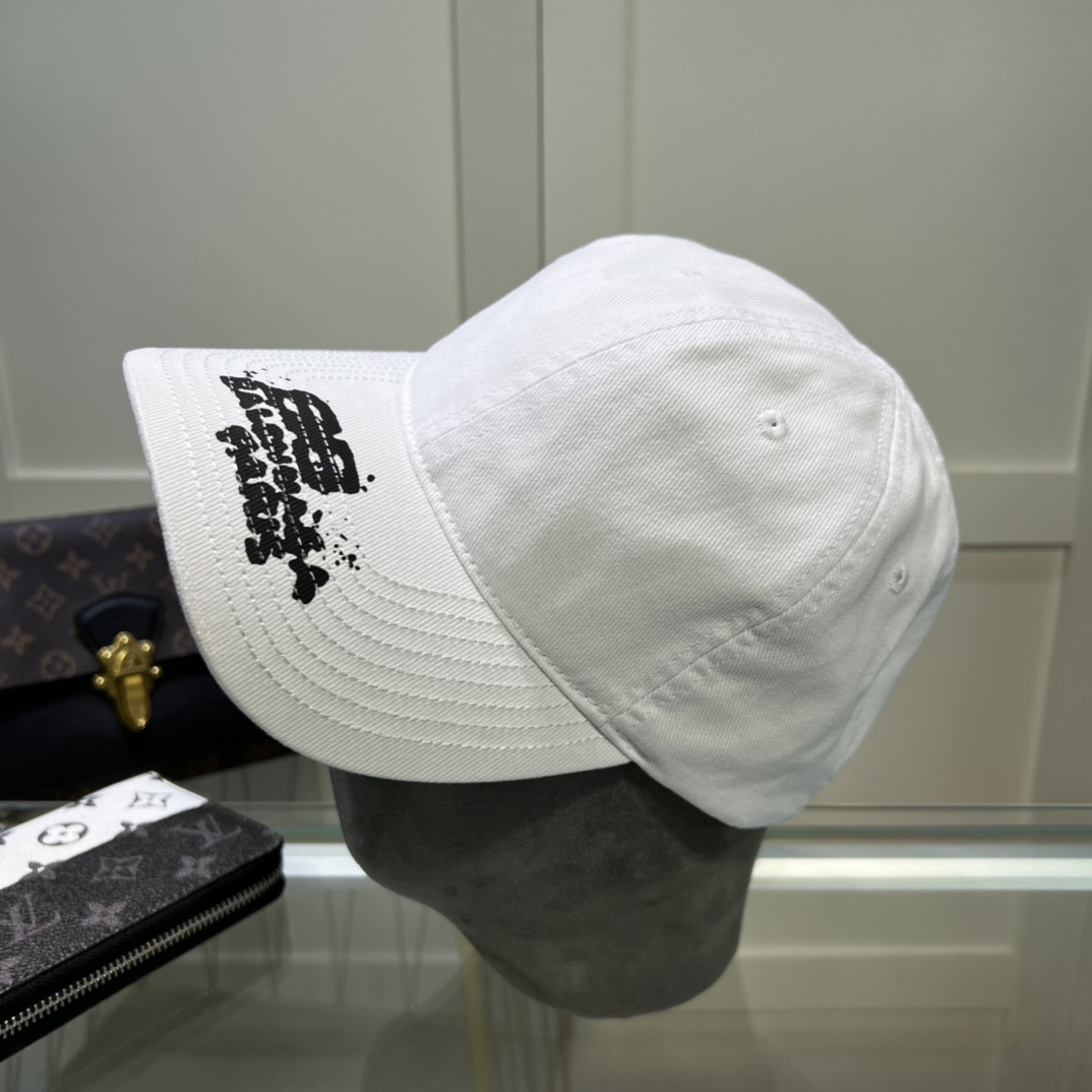 Balenciaga Hand Drawn BB Icon Cap In White - PerfectKickZ