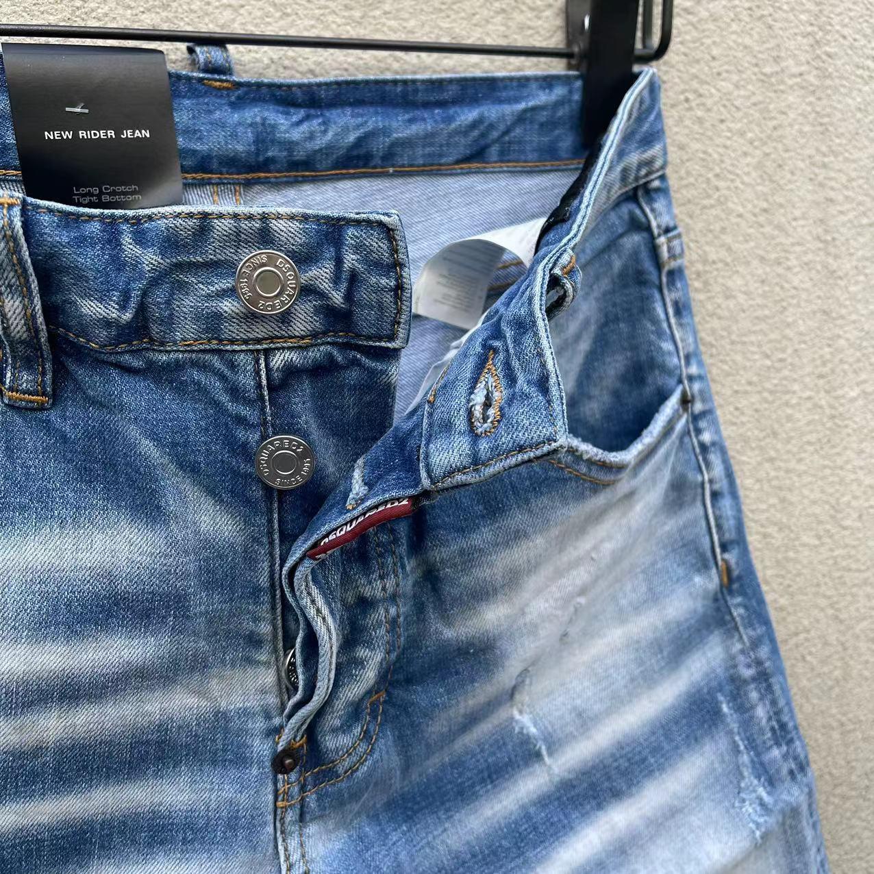 Dsquared2  Denim Shorts  D035 - 