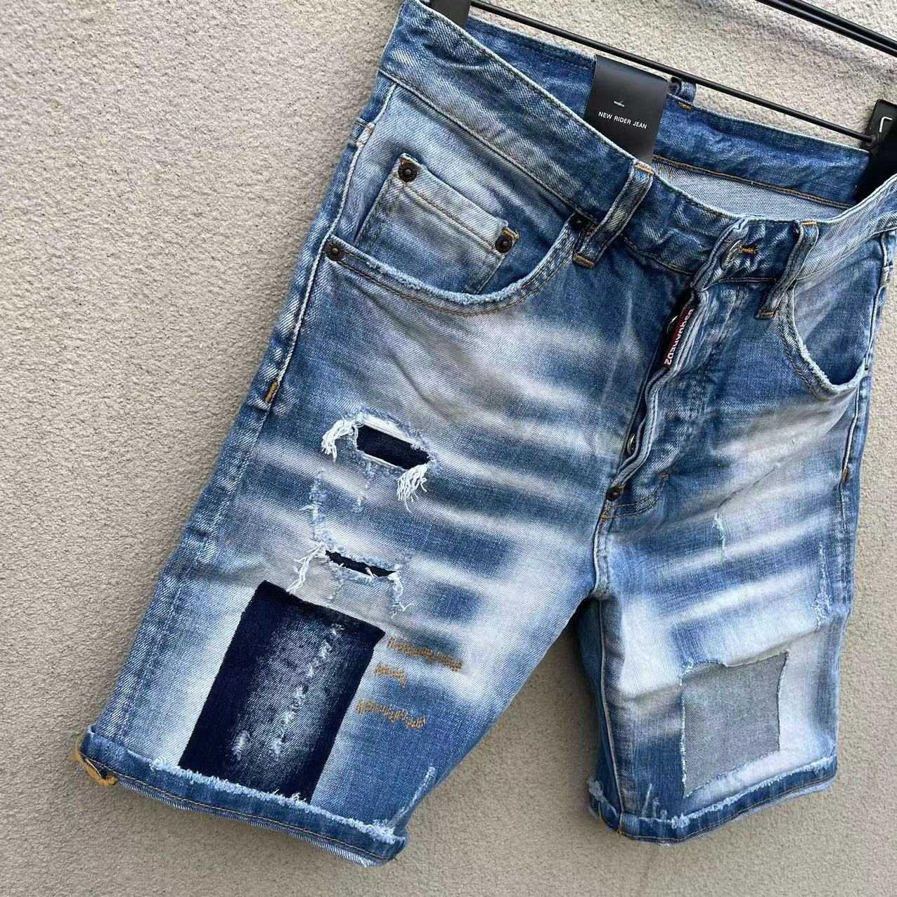 Dsquared2  Denim Shorts  D035 - 