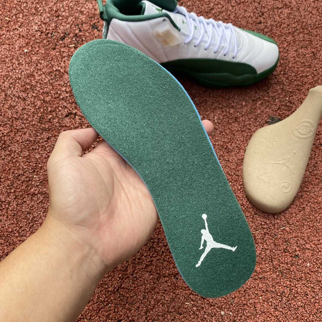 Air Jordan 12 Sneaker    136001-063 - 