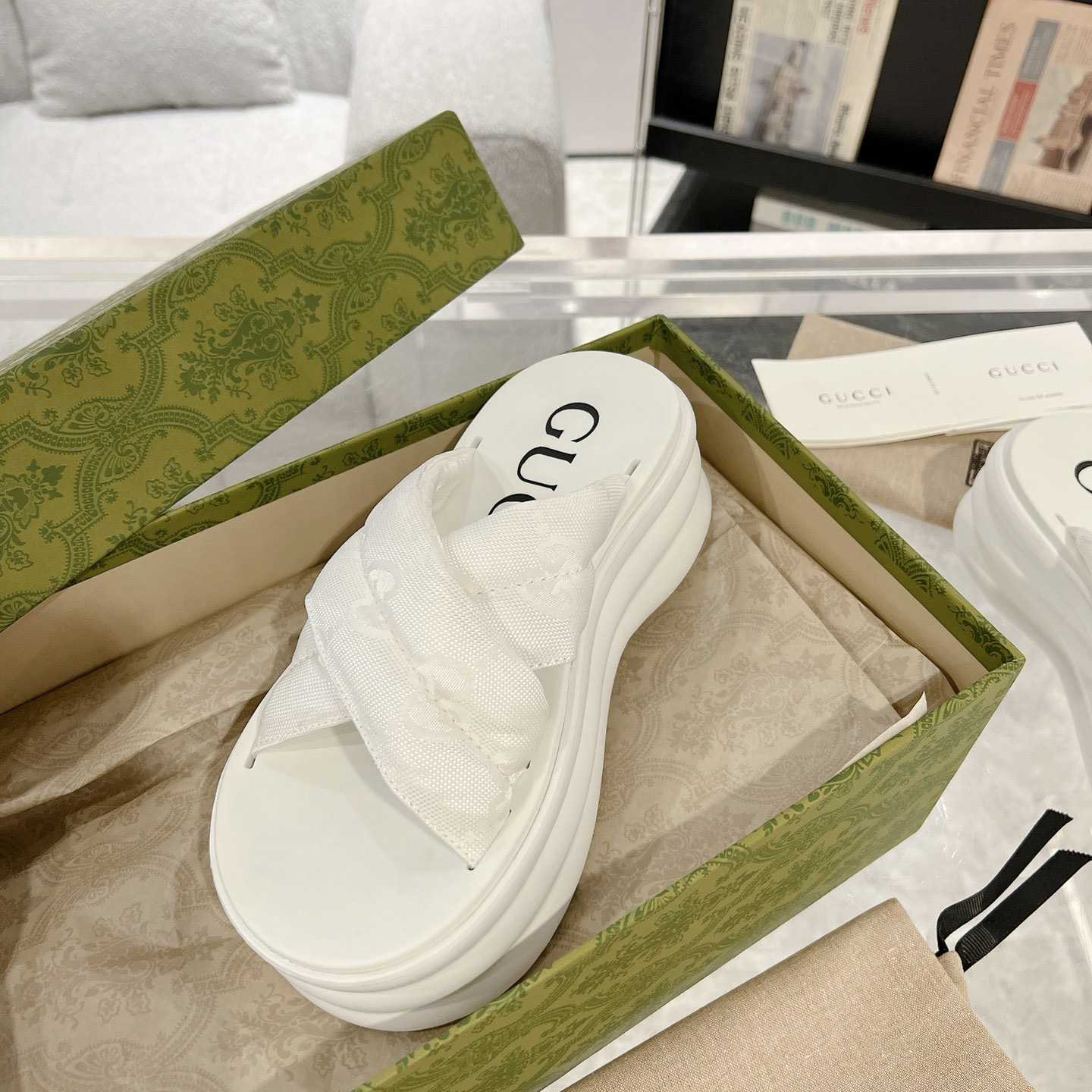 Gucci Women's GG Platform Slide Sandal - PerfectKickZ
