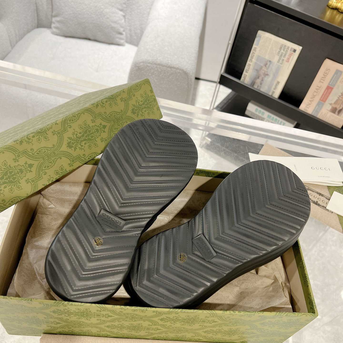 Gucci Women's GG Platform Slide Sandal - PerfectKickZ