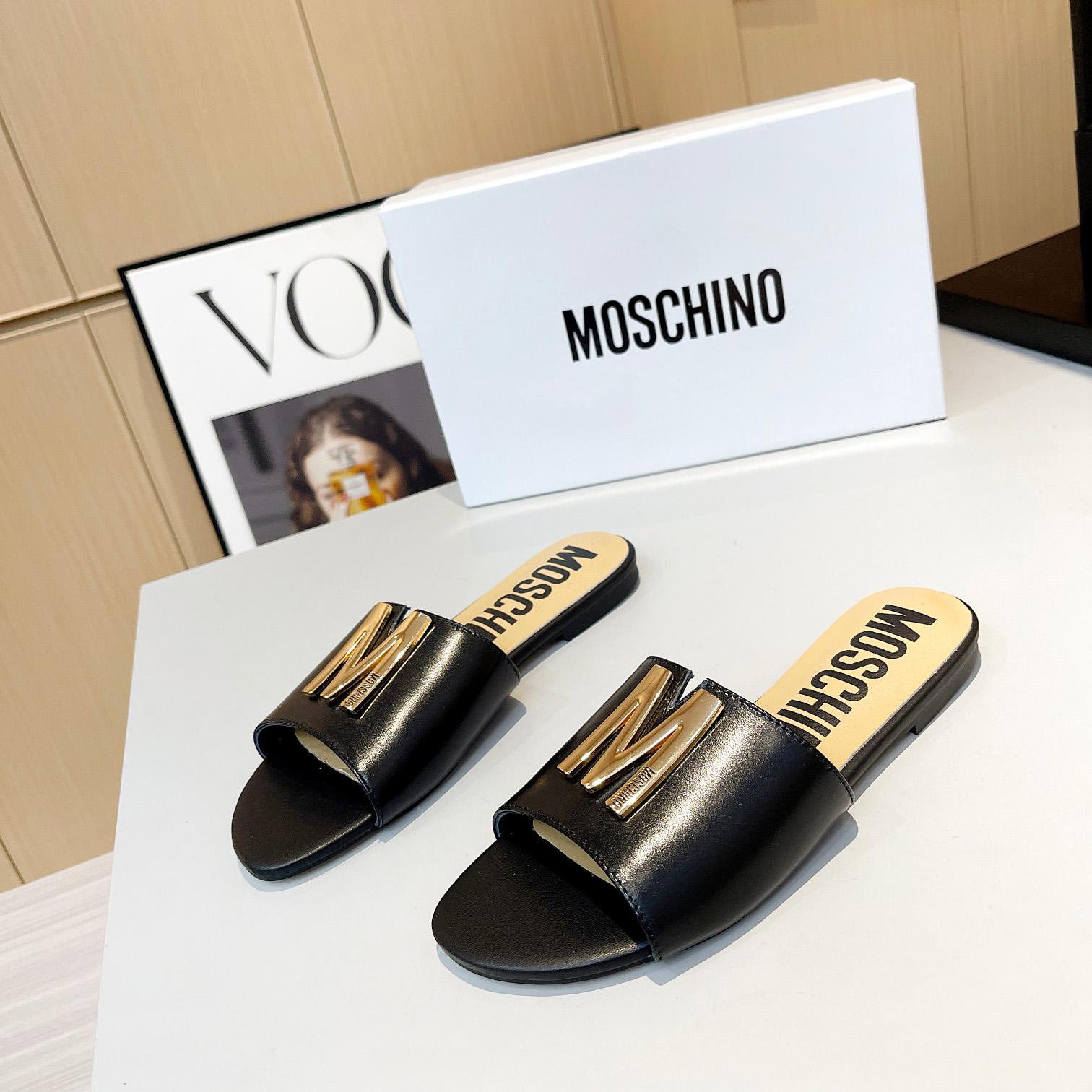 Moschino M Plaque Sandals - PerfectKickZ