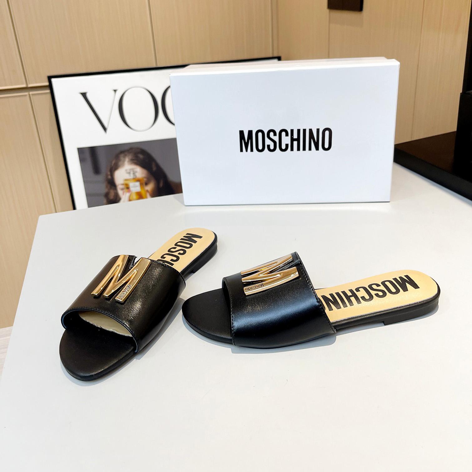 Moschino M Plaque Sandals - PerfectKickZ