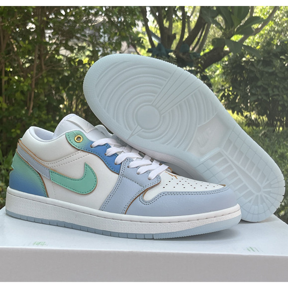Air Jordan 1 Low SE “Emerald Rise” Sneaker      FN8899-131 - PerfectKickZ