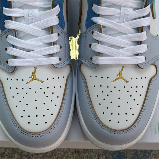 Air Jordan 1 Low SE “Emerald Rise” Sneaker      FN8899-131 - PerfectKickZ