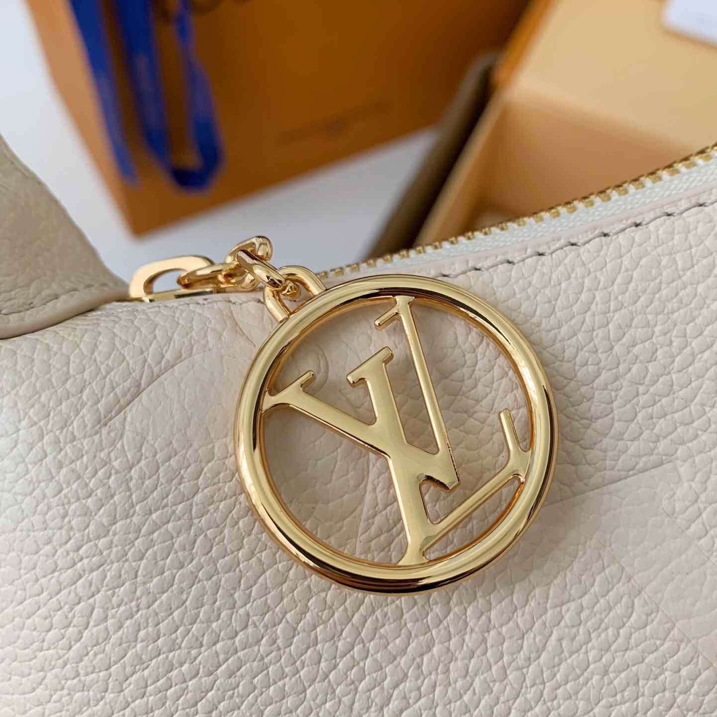 Louis Vuitton Mini Moon Monogram Empreinte (20.5*11*5cm)     M82519 - PerfectKickZ