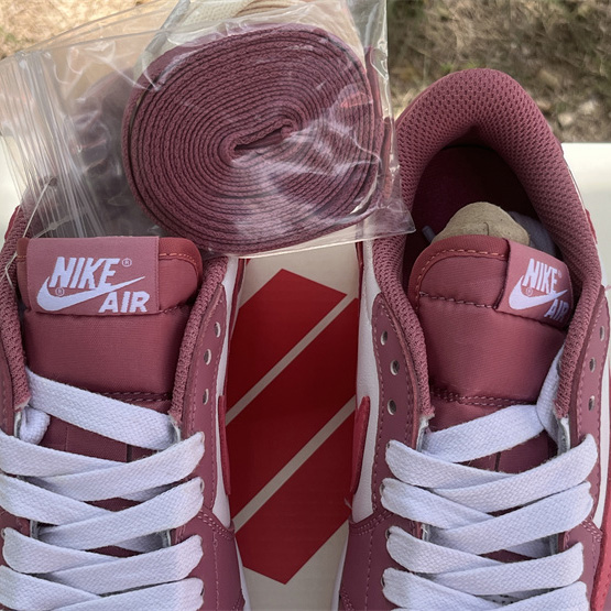 Travis Scott x Air Jordan 1 Low Sneaker      MD7866-227 - PerfectKickZ