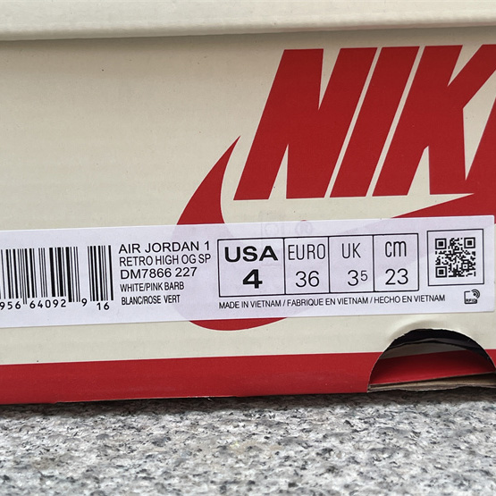 Travis Scott x Air Jordan 1 Low Sneaker      MD7866-227 - PerfectKickZ