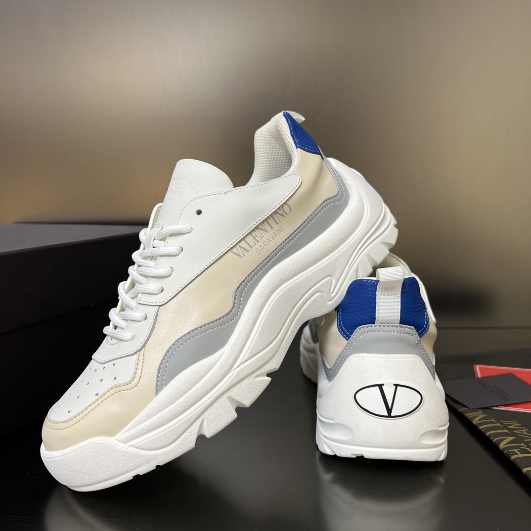 Valenti Garavani Gumboy Sneakers - PerfectKickZ