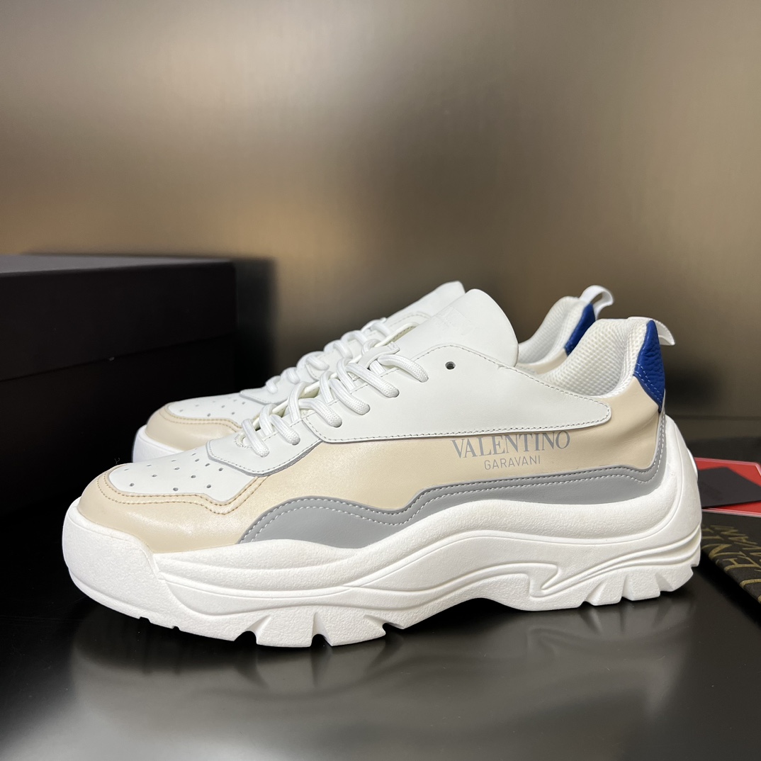 Valenti Garavani Gumboy Sneakers - PerfectKickZ