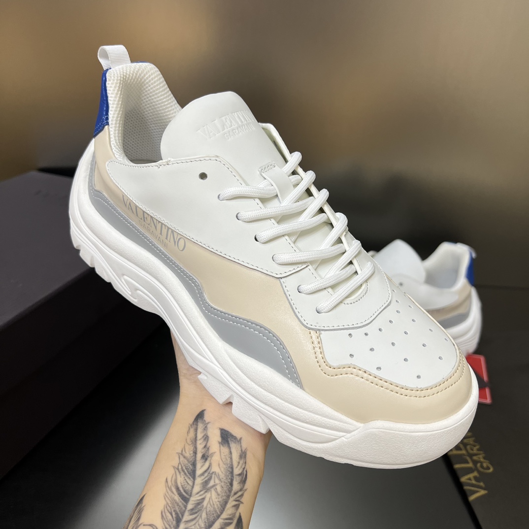 Valenti Garavani Gumboy Sneakers - PerfectKickZ