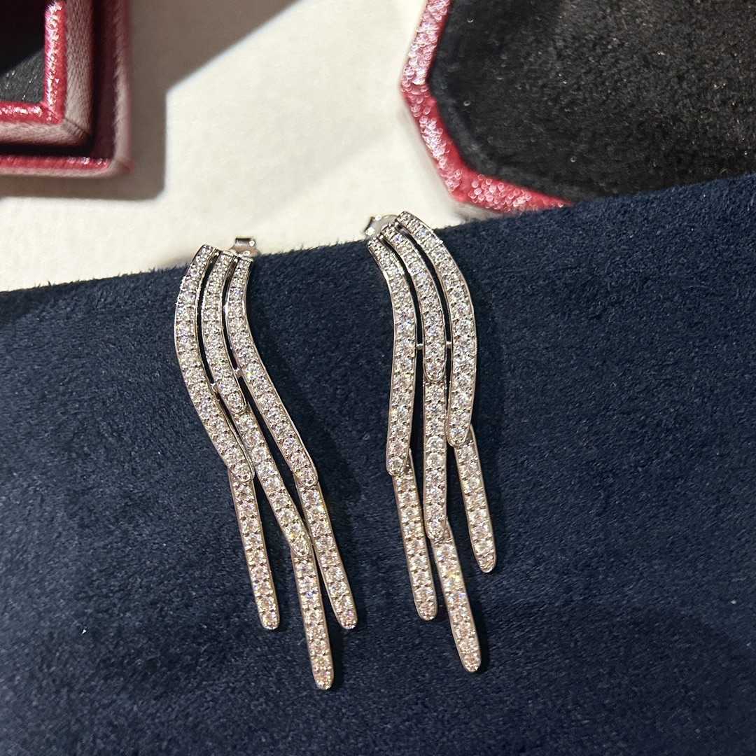 Cartier Diamond Collection Earrings - PerfectKickZ